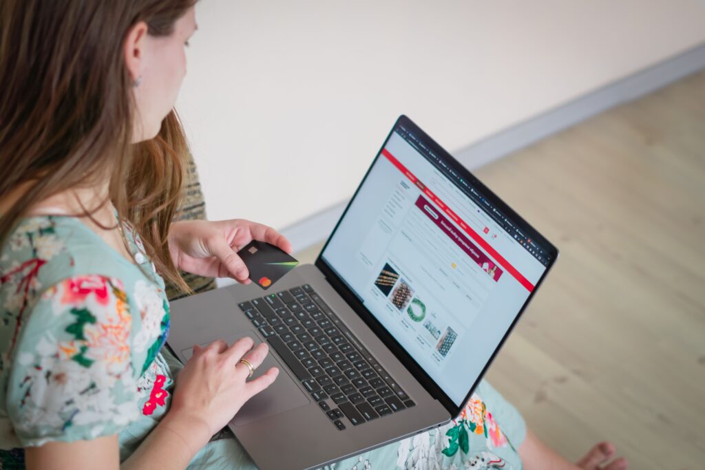 Fake E-commerce Website